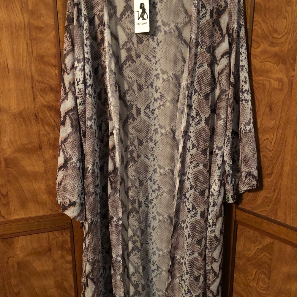 NWT Sheer Snakeskin Kimono